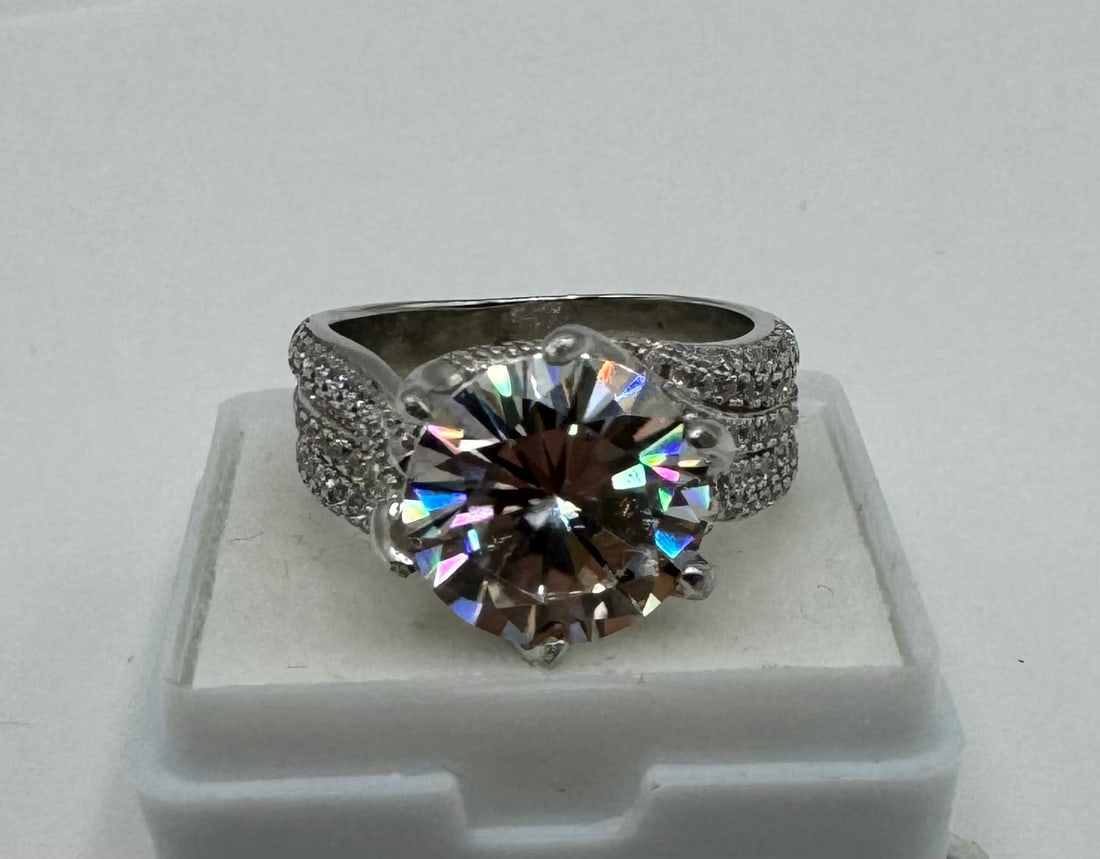 VVS Ring 5 Carats (1 of 3)