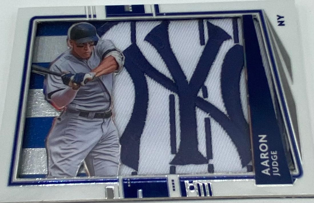 Aaron Judge Patch Card (1 of 2)
