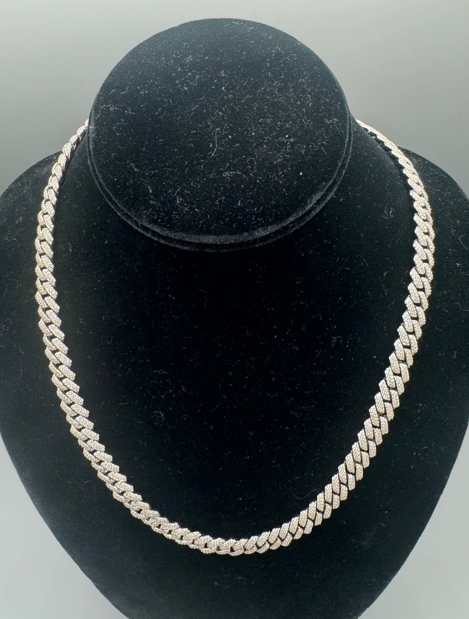 Cuban VVS Necklace (1 of 3)