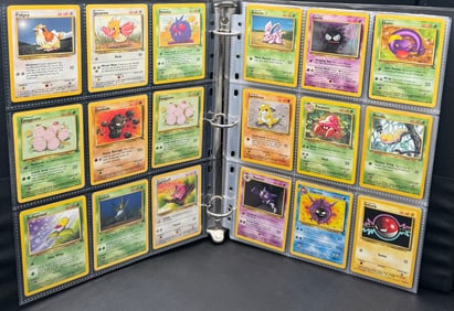 1999 Pokemon Pokemon Cards Binder