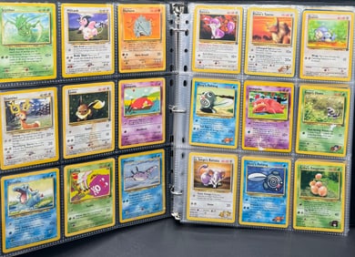 1999 2000 Pokemon Trading Cards Binder