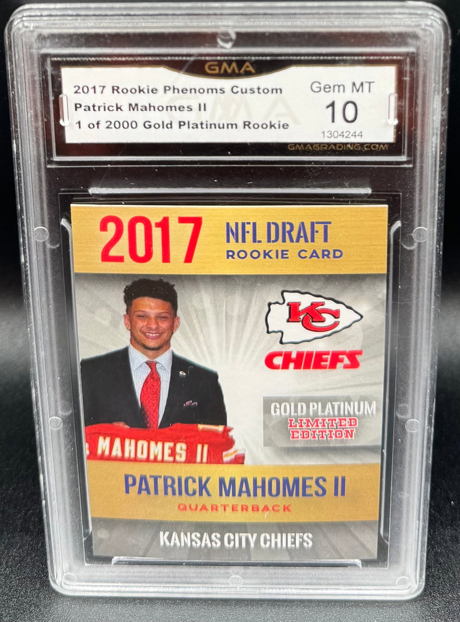 Patrick Mahomes Platinum Rookie: Patrick Mahomes platinum rookie football card mint 10