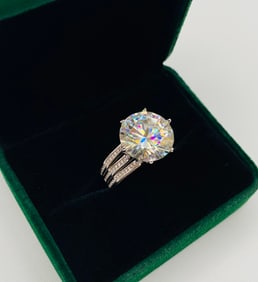 10 Carats Moissanite VVS Ring