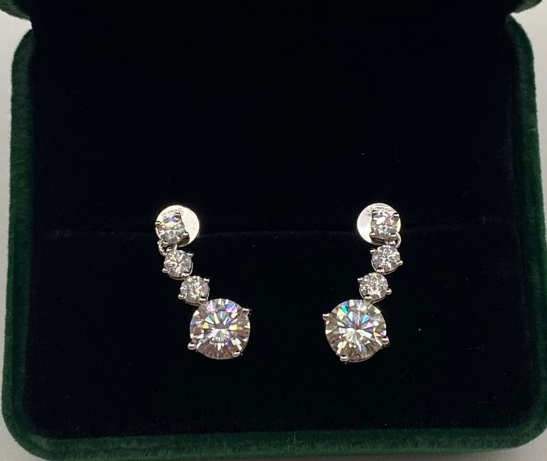 Sparkling Earrings: 18k White Gold Plated On sterling Silver Moissanite VVS1 Stone Earrings Color: D