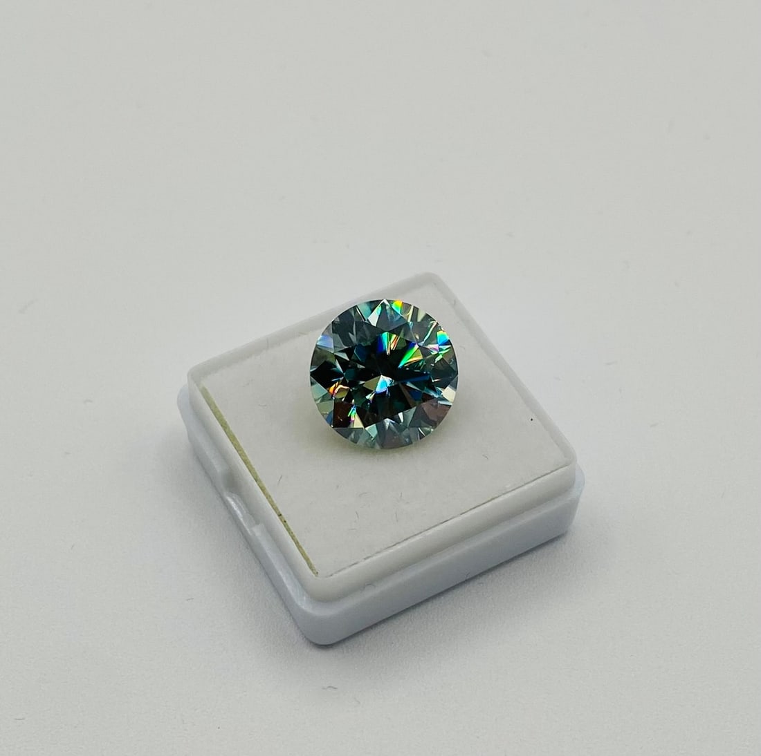 5 Carats Blue VVS Moissanite (1 of 2)