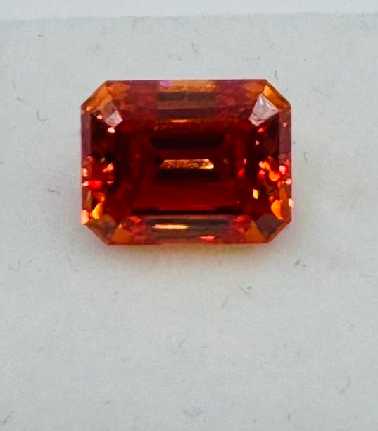 Emerald Cut Orange Stone: Moissanite VVS1 Stone Shape : Round Color: Orange Certificate: GRA Weight: 3 Carats Real Moissanite, Stones passes f
