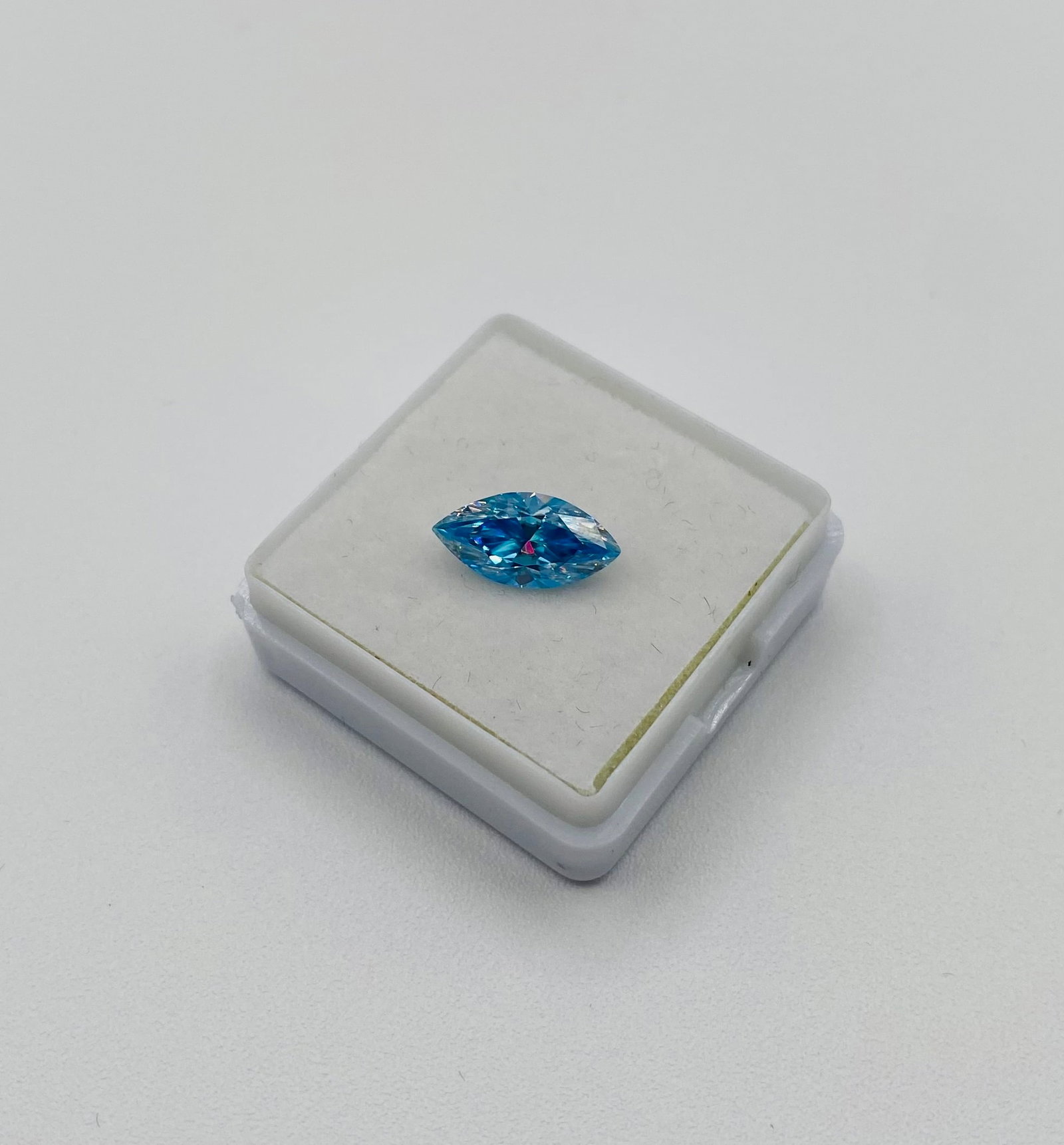 Aquamarine Marquise VVS Stone (1 of 2)
