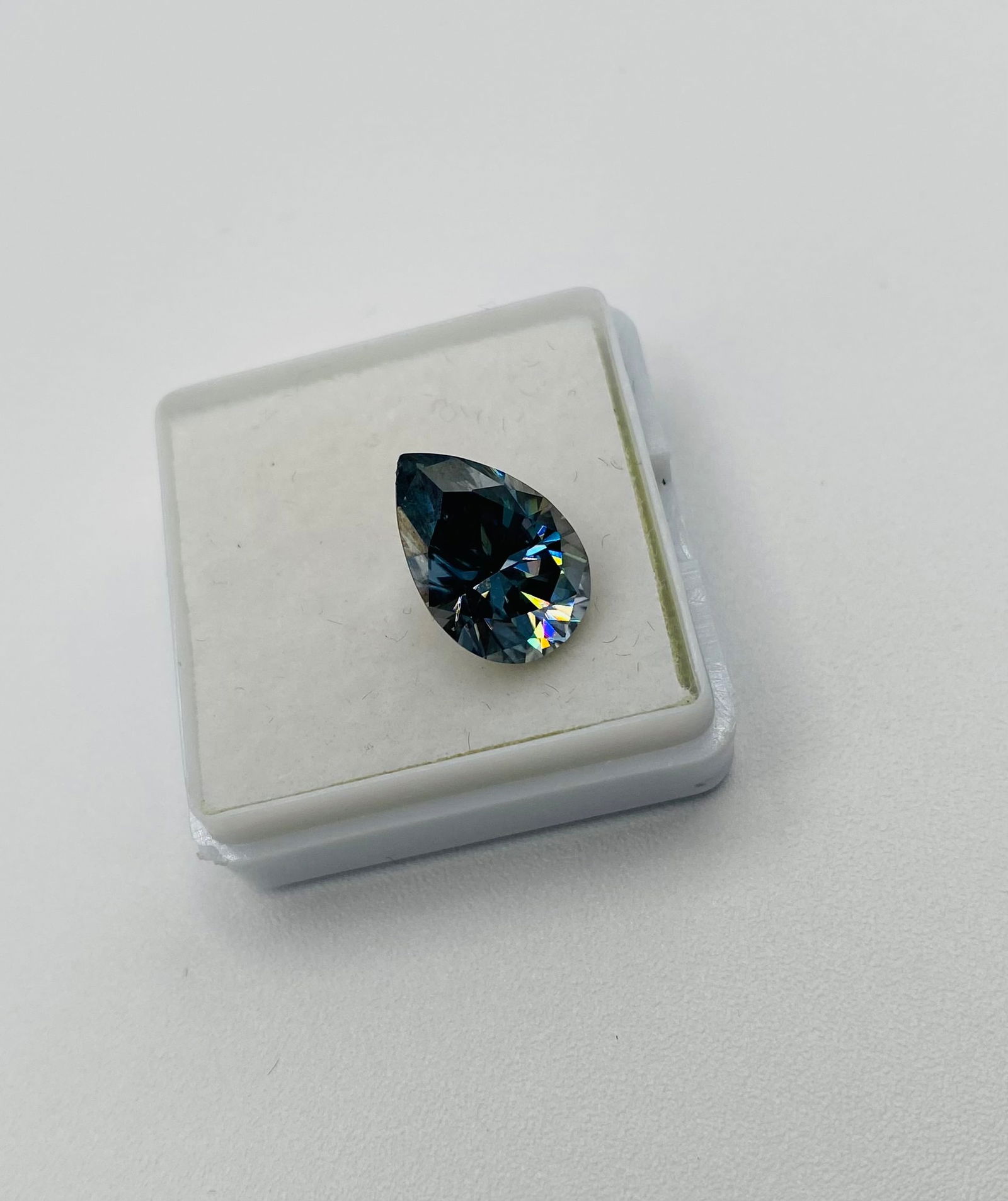 Pear Shape VVS (1 of 2)