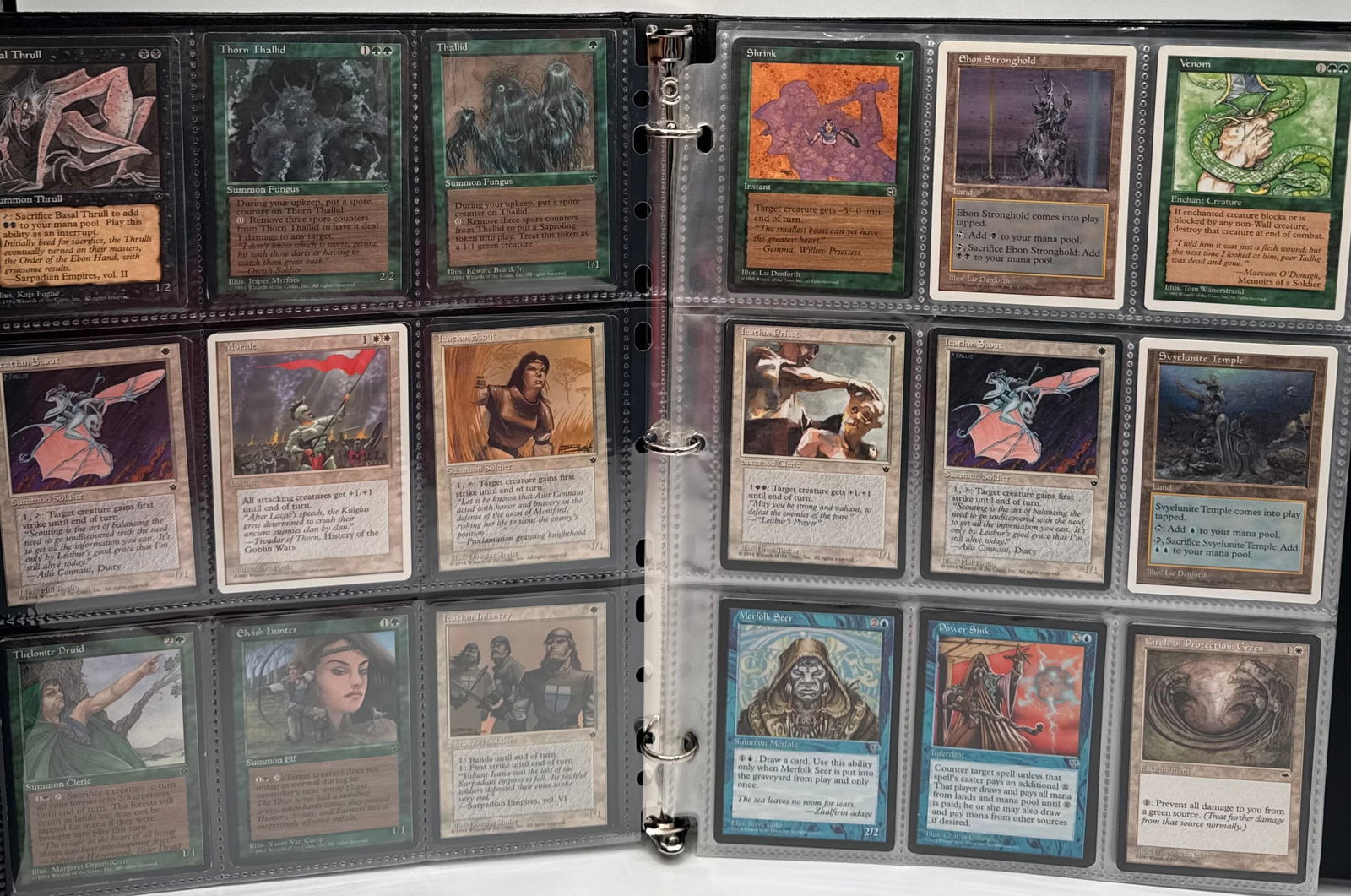 1990s MTG Magic The Gathering Foil Cards Binder (1 of 8)