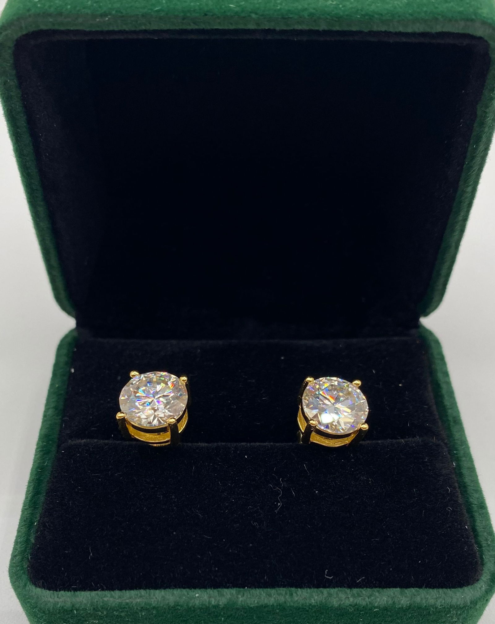 Yellow Gold VVS 3 Carats earrings (1 of 3)