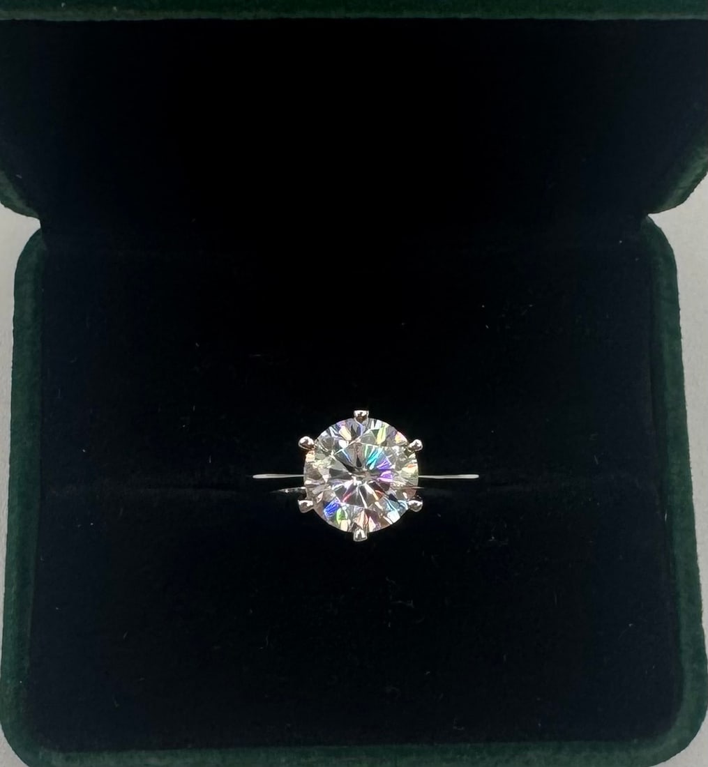 Ring VVS 3 Carats (1 of 3)