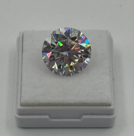 10 Carats VVS Stone