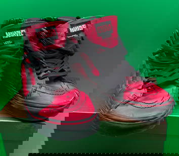 VANS Marvel Deadpool Shoes: Pre Owned: VANS x Marvel Deadpool Sk8-Hi Size 8 Mens / 9.5 Womens 