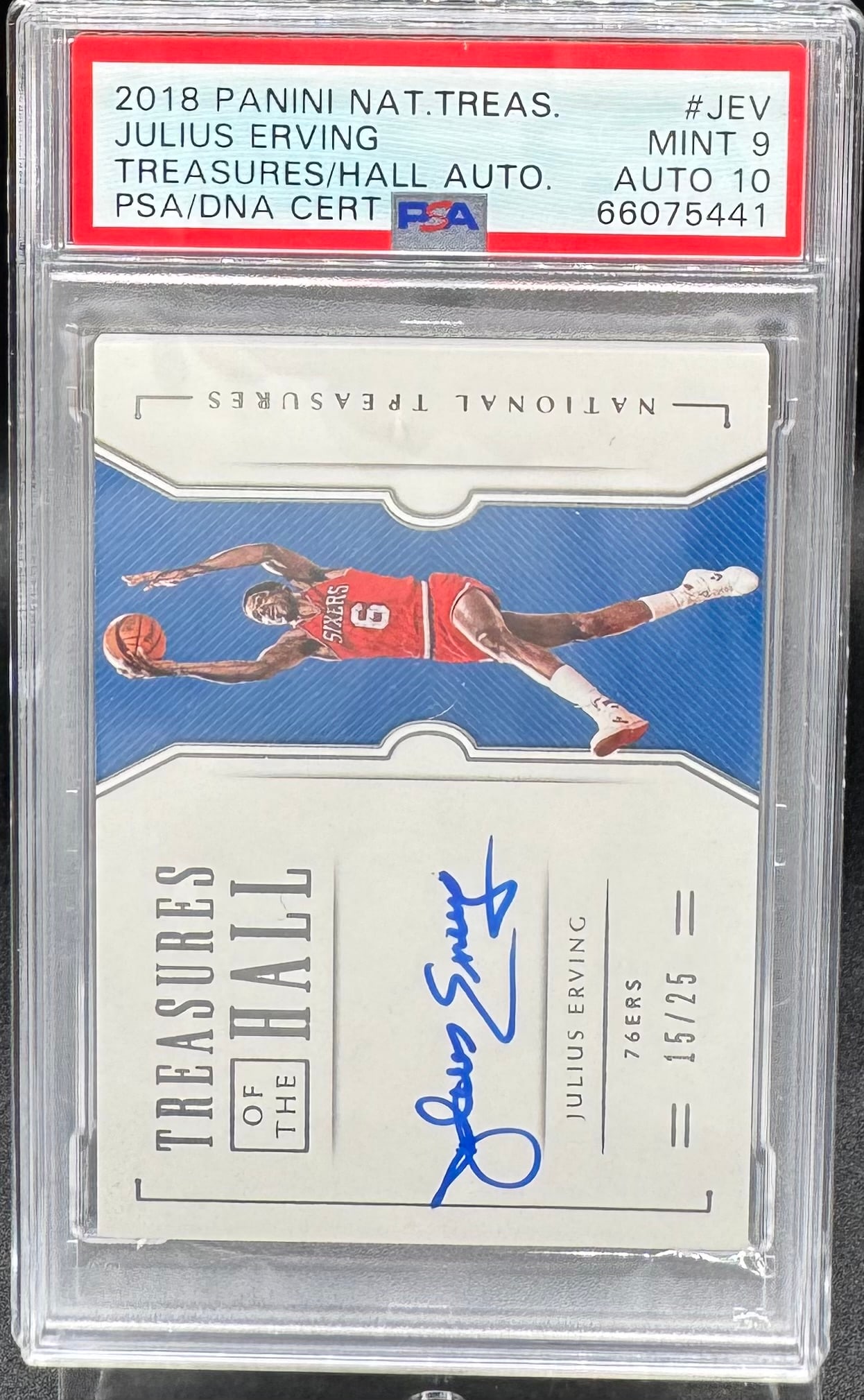 Julius Erving Auto PSA/DNA /25 (1 of 2)