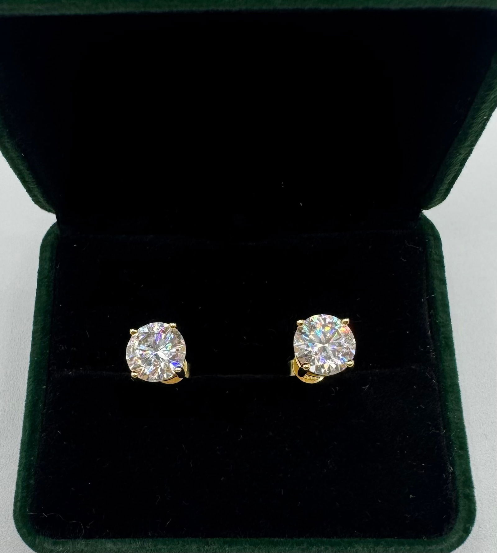 Yellow Gold VVS Earrings (1 of 3)