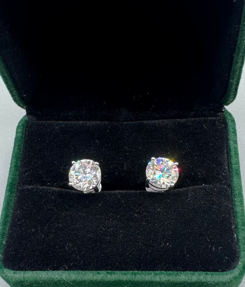 White Gold VVS 2 Carats Earrings (1 of 3)