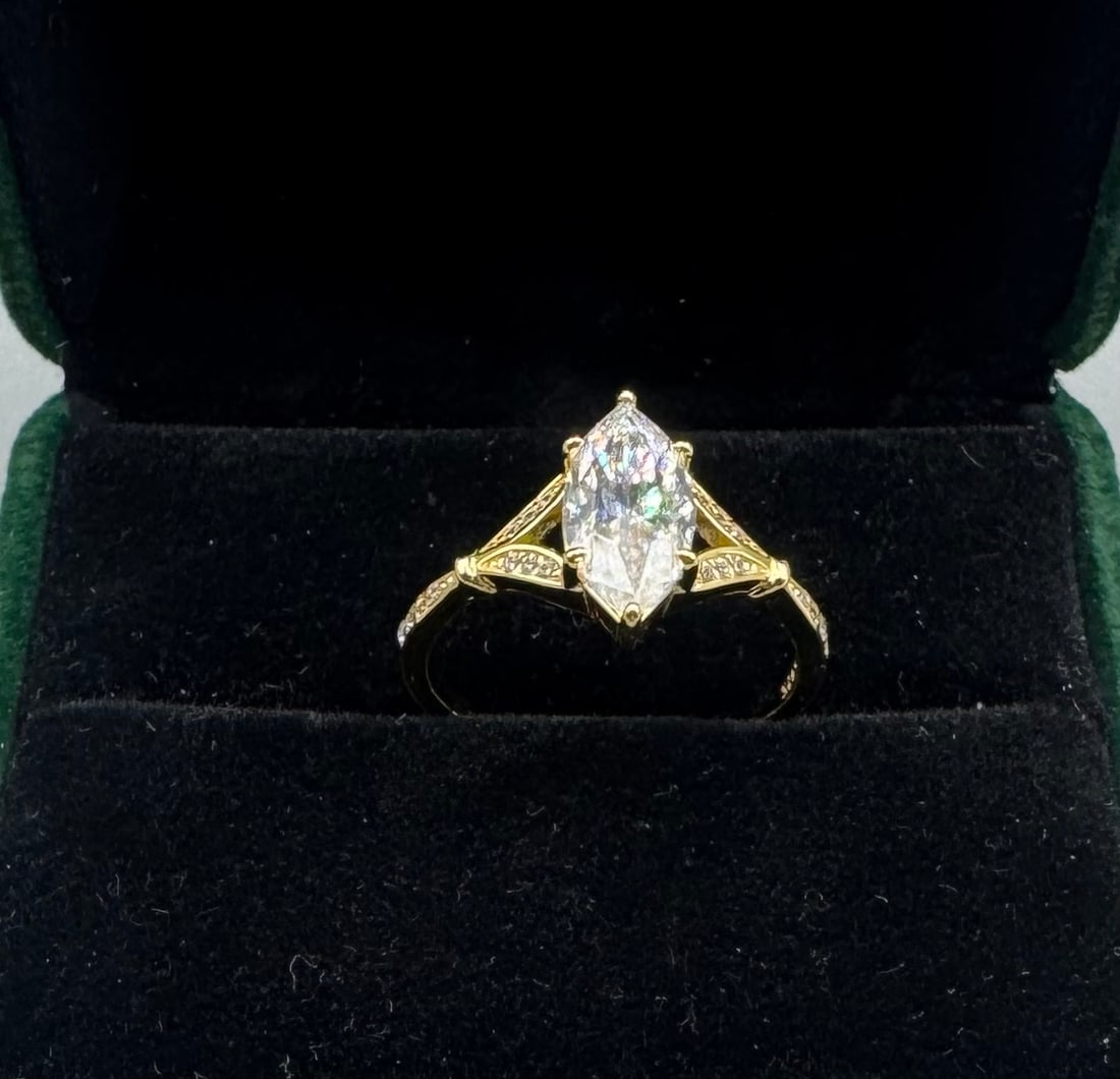 Marquise VVS Ring (1 of 3)