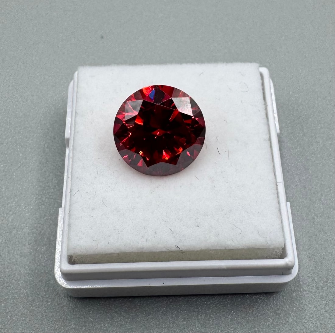 Blood Red VVS Stone (1 of 2)