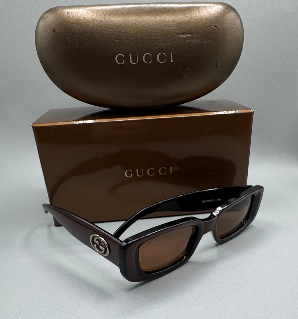 Authentic Gucci Sunglasses (1 of 5)