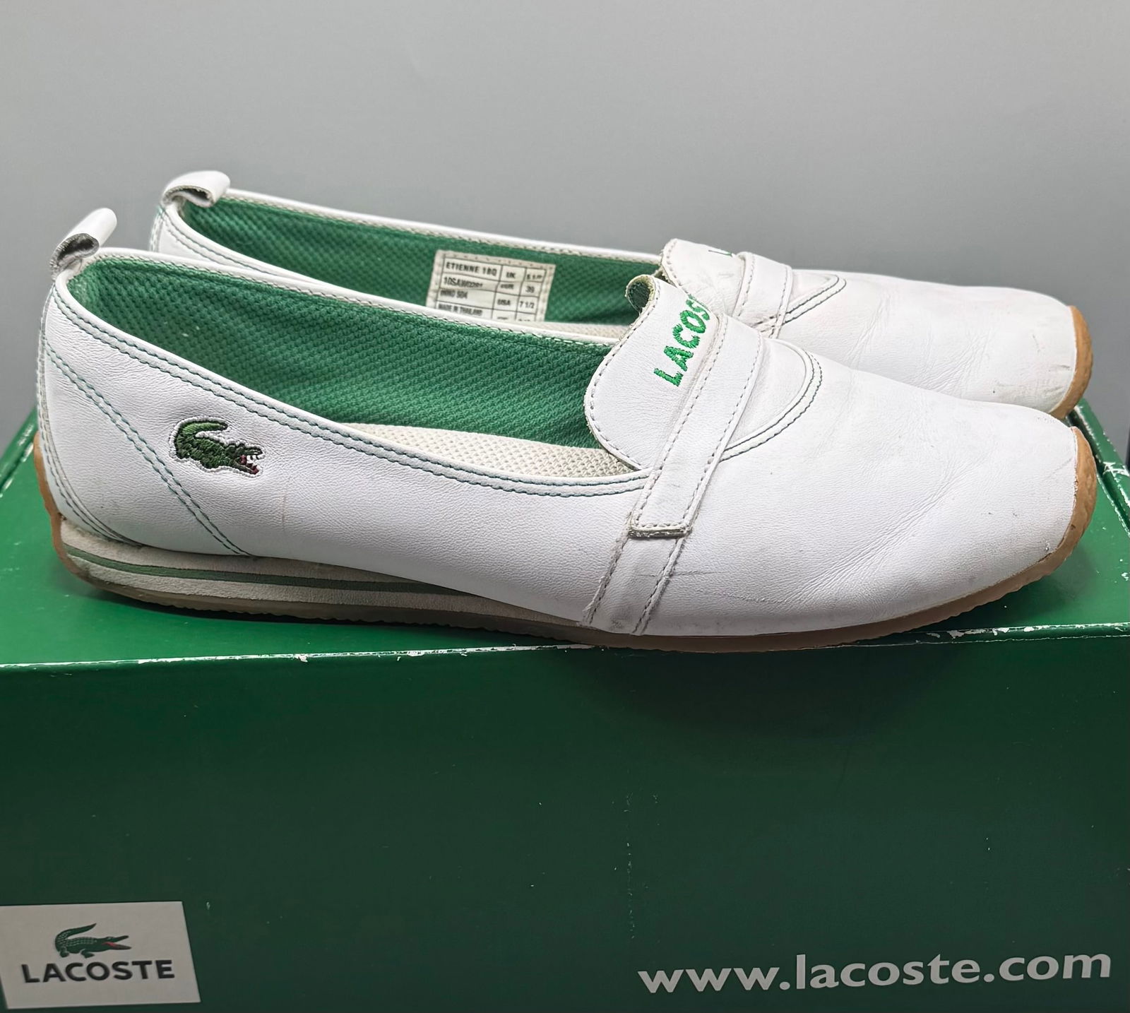 Lacoste Shoes: Pre Owned Lacoste Shoes with its box. Size: 7 1/2