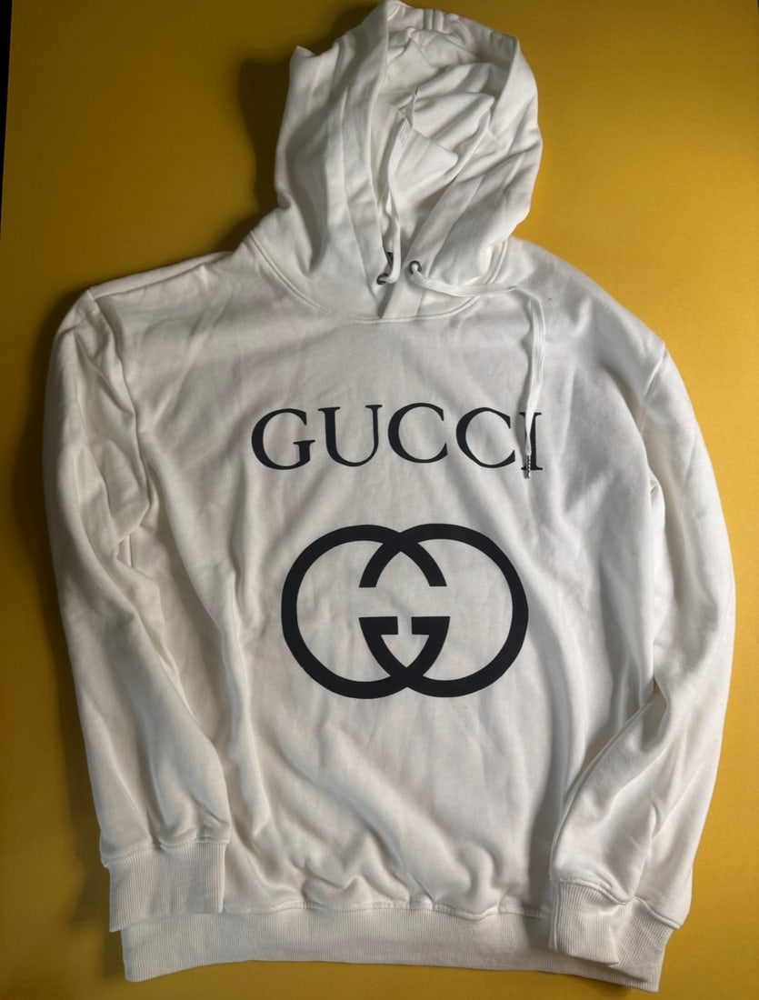 Gucci White Hoodie: Gucci 2XL White Hoodie. Made in Italy . Size from top to bottom: 25 inches Shoulder to shoulder: 22 inches Arms length: 22 1/2 inches