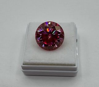 Pink 10 Carats VVS Stones