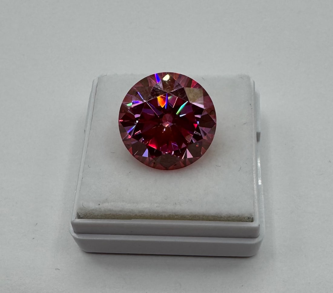 Pink 10 Carats VVS Stones (1 of 3)
