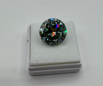 Light Blue 10 Carats VVS Stones