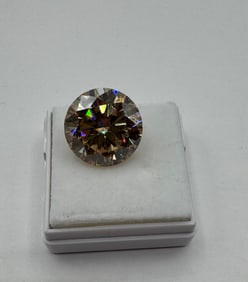 Champagne 10 Carats VVS Stones