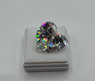 Heart Shape 20 Carats VVS Moissanite