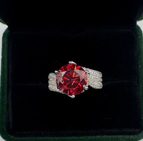 Red VVS Ring