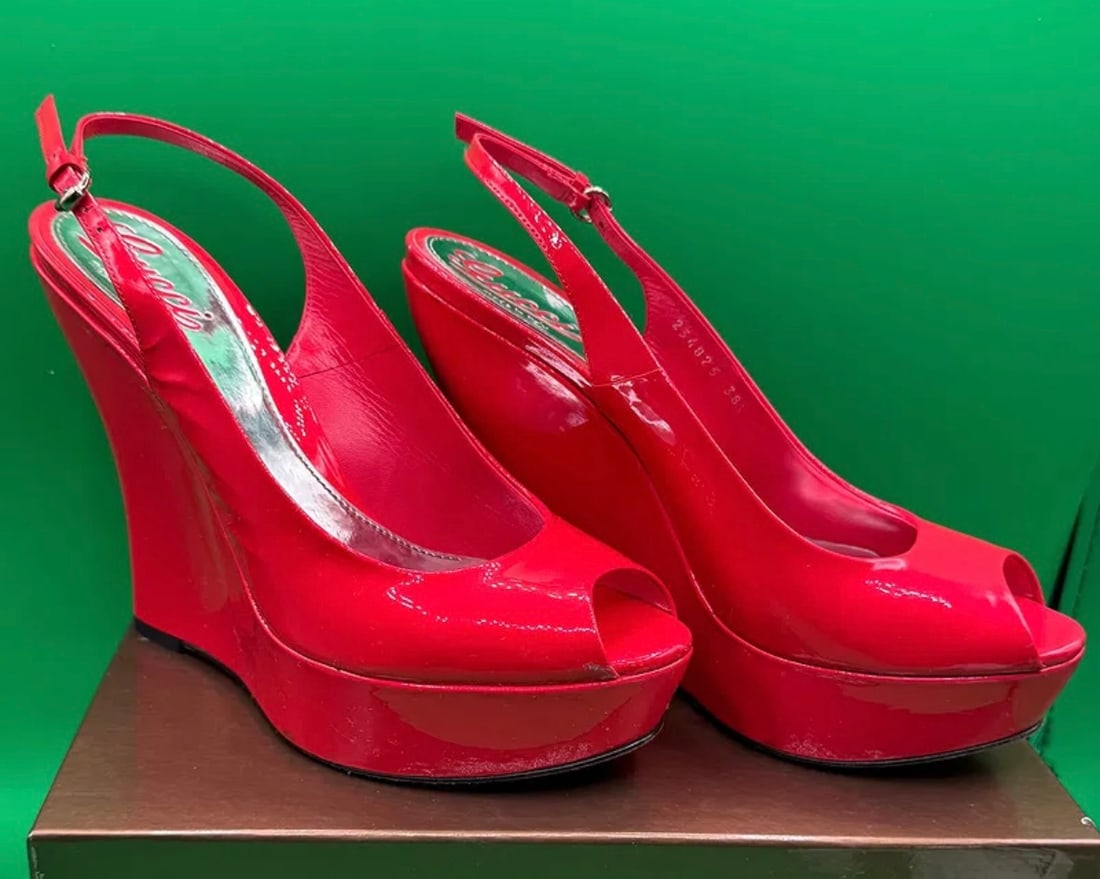 Gucci Red Leather: Authentic Gucci Coral Red Patent Leather Peep-Toe Slingback Wedge Sandals pre owned Size 38 1/2 serial# 234825 made in Italy. It comes with its original box