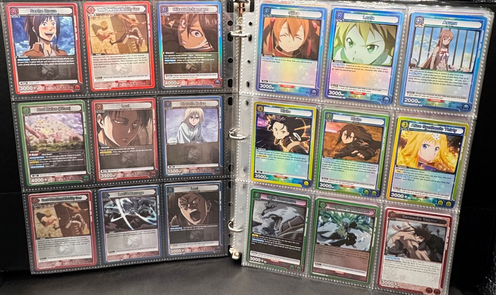 Union Arena Foil Trading Cards Binder: Union Arena Foil and non foil Trading Cards Binder. Binder has over 250 cards