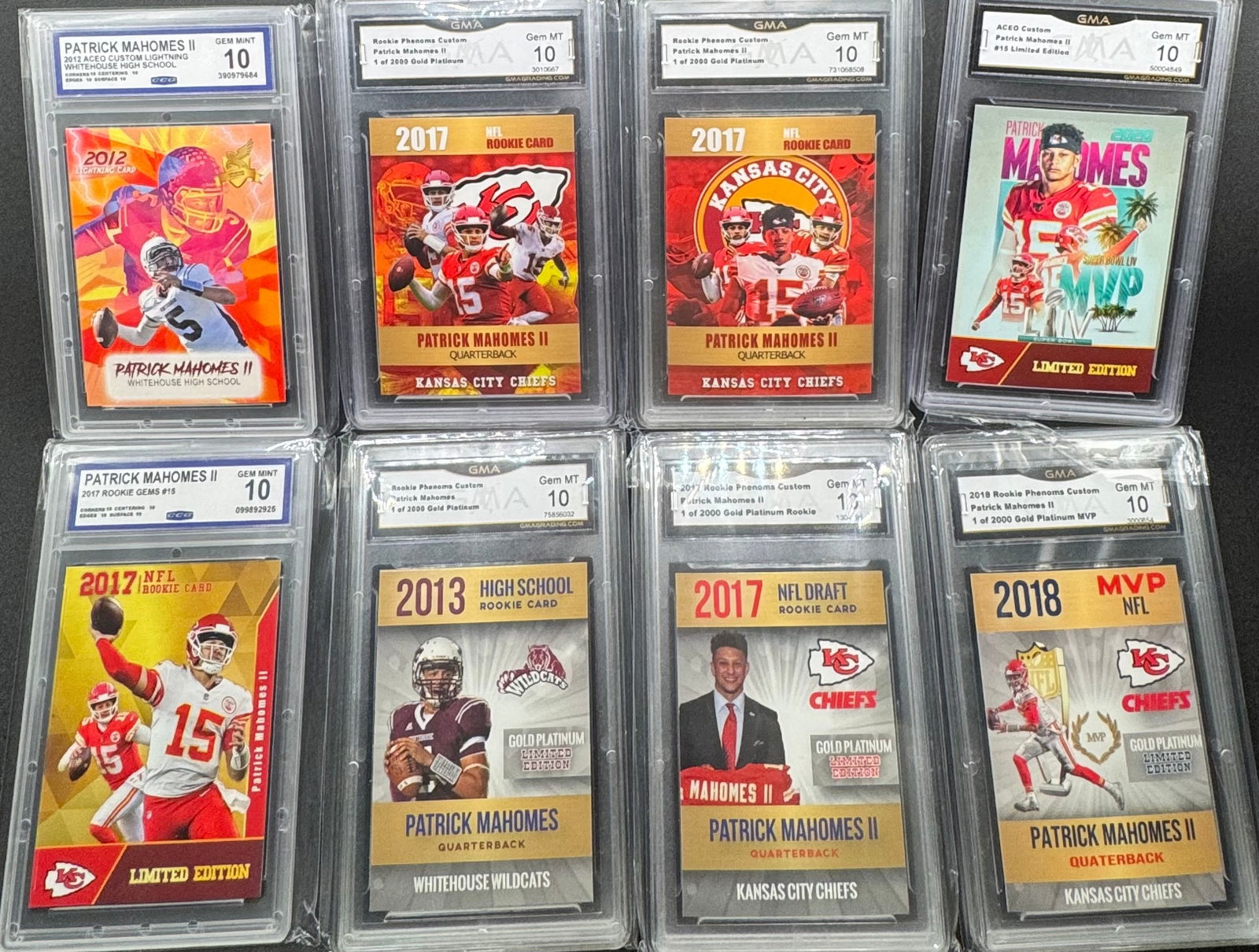 Patrick Mahomes Cards Lot (1 of 2)