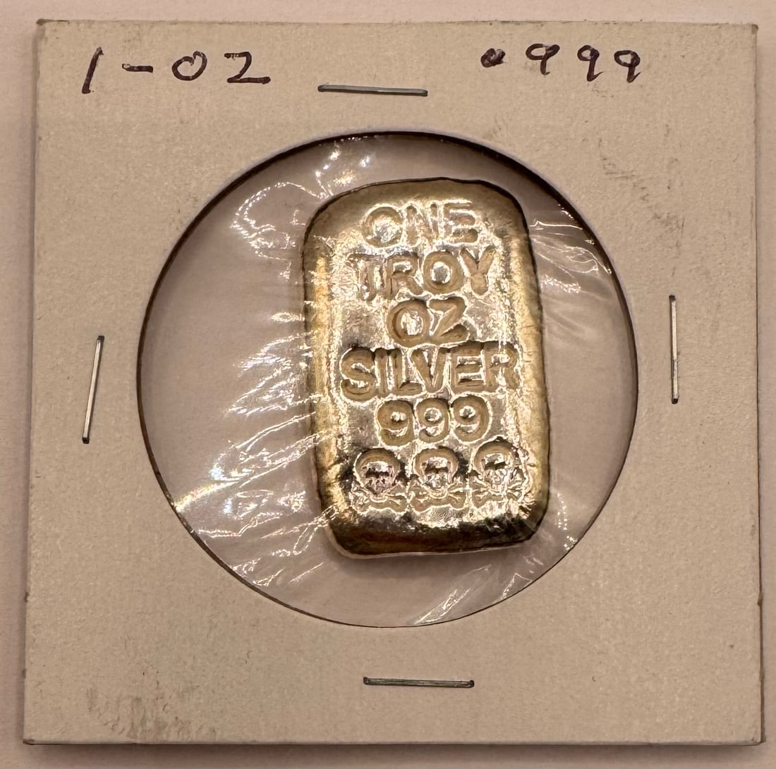 One Troy Ounce Silver Bar (1 of 2)