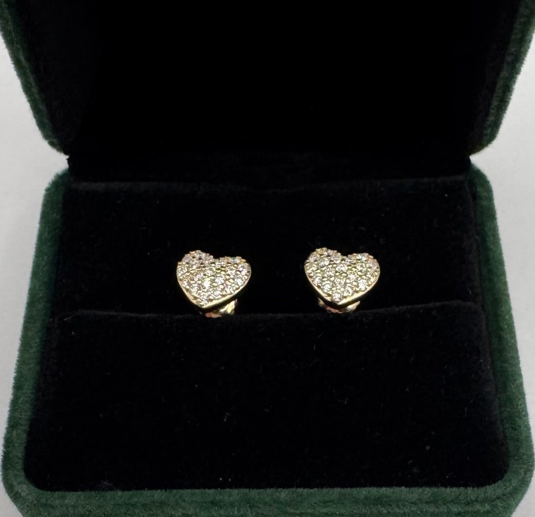 Heart Shape VVS Earrings (1 of 3)