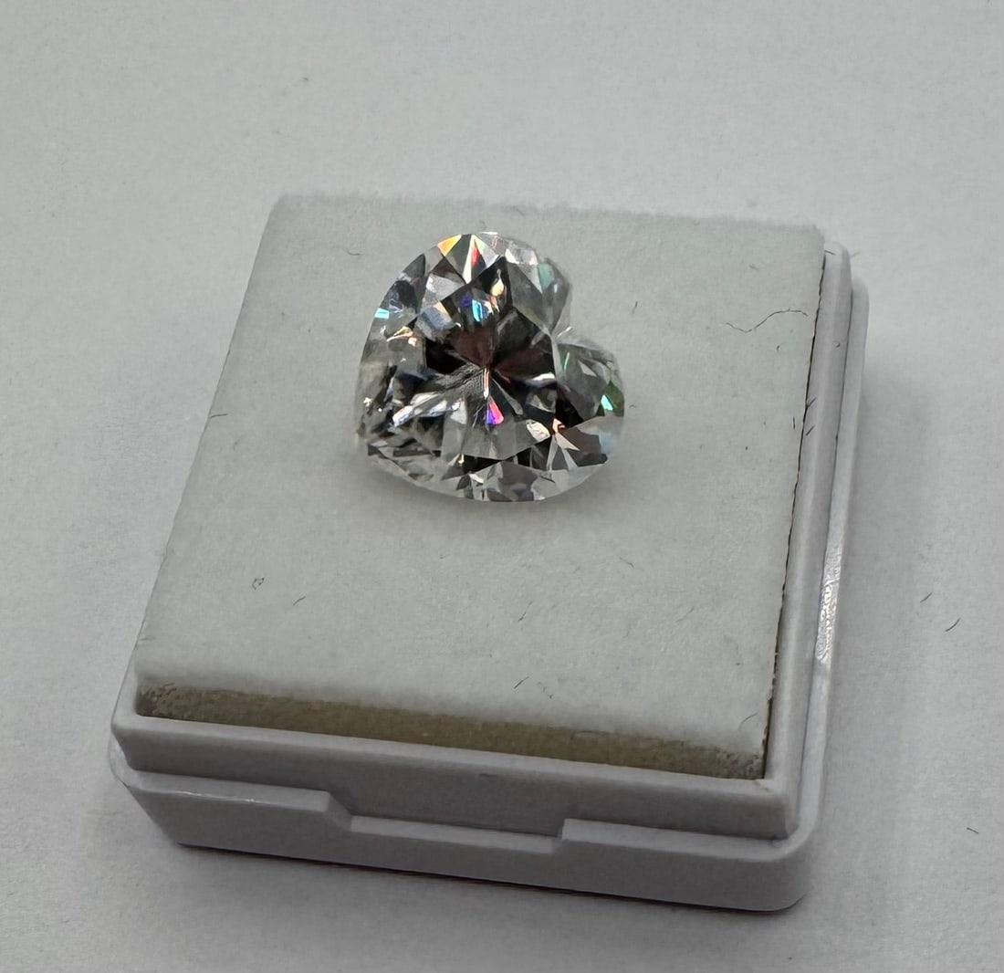 Heart Shape VVS Stone - 2