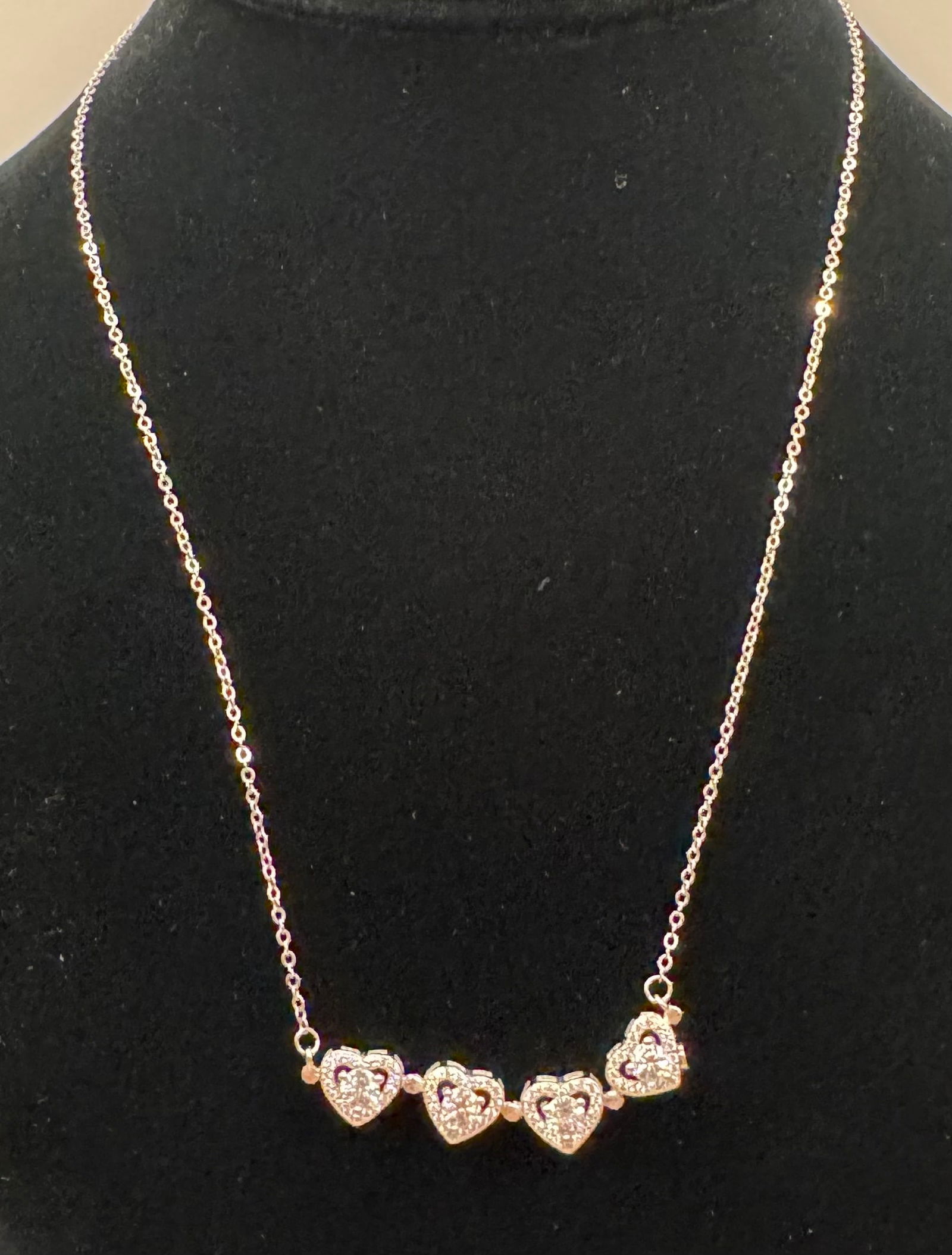 Hearts VVS Necklace - 2