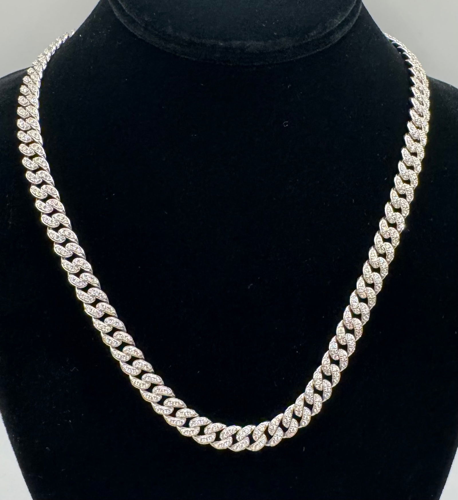 Cuban Chain Link VVS Necklace: VVS1 Real Moissanite 20 inches Plated 18K White Gold Cuban Link Chain Necklace. Necklace: 8mm width 
