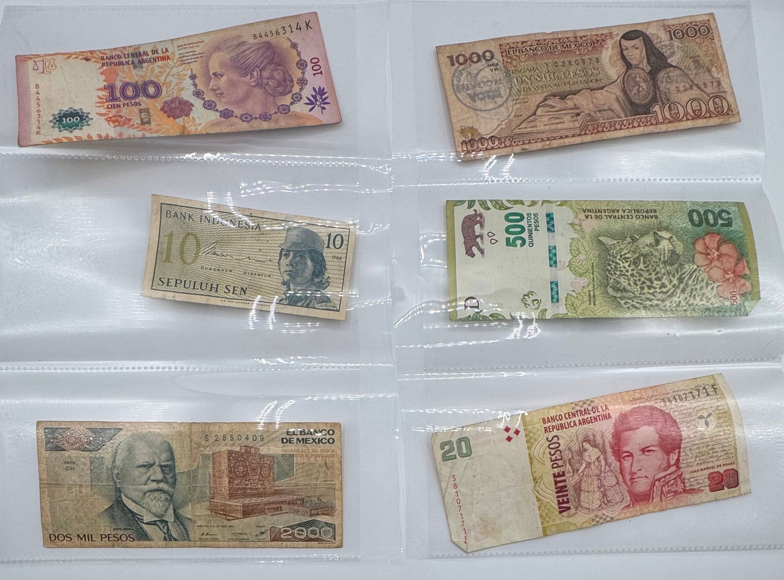 International Currencies: (6) Six vintage international Currencies 