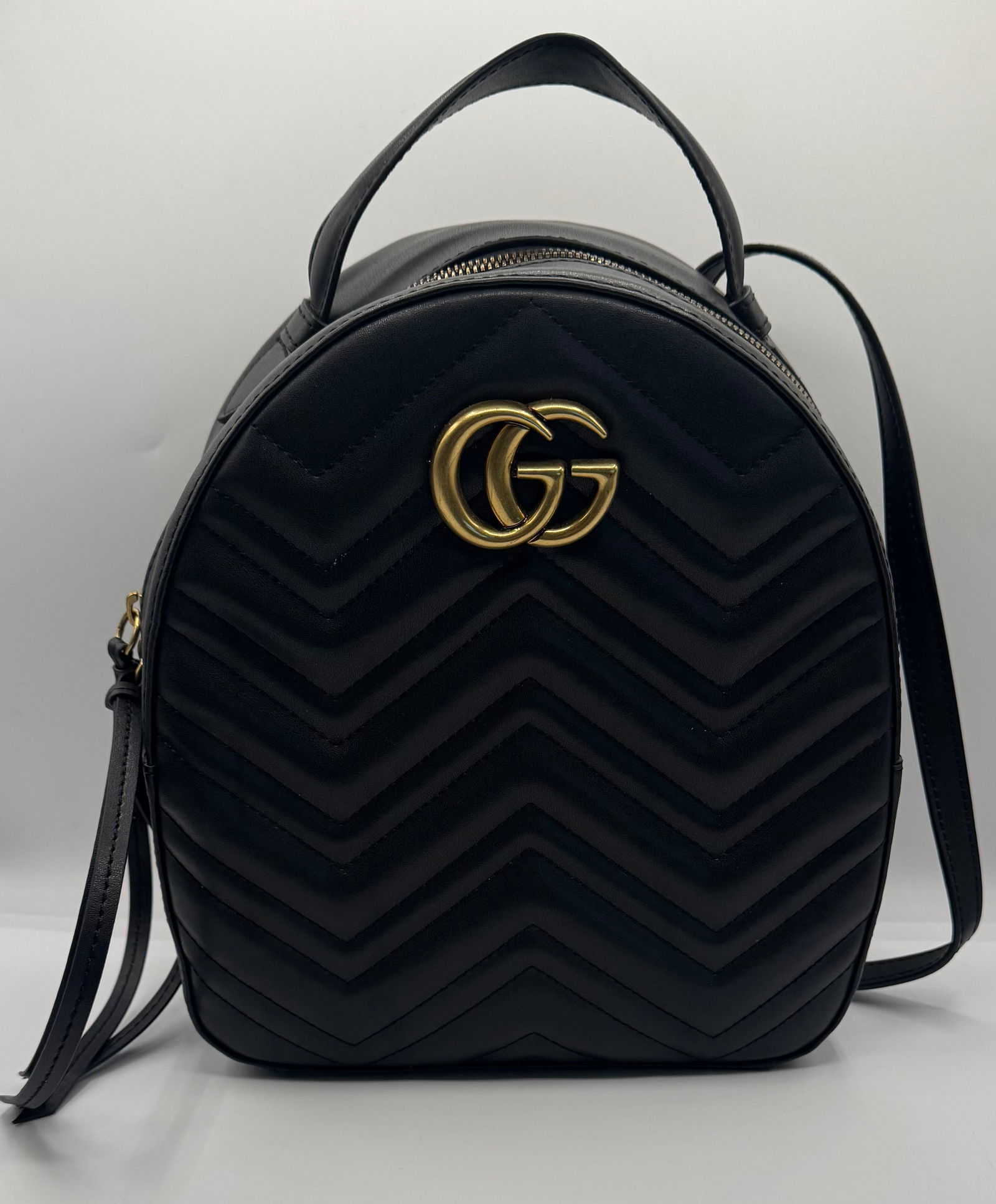 Gucci Quilted Leather Backpack: Gucci GG Quilted Leather Black Marmont Backpack Matelasse Serial#476xxx 133xx . Pictures are from the actual item offered for sale