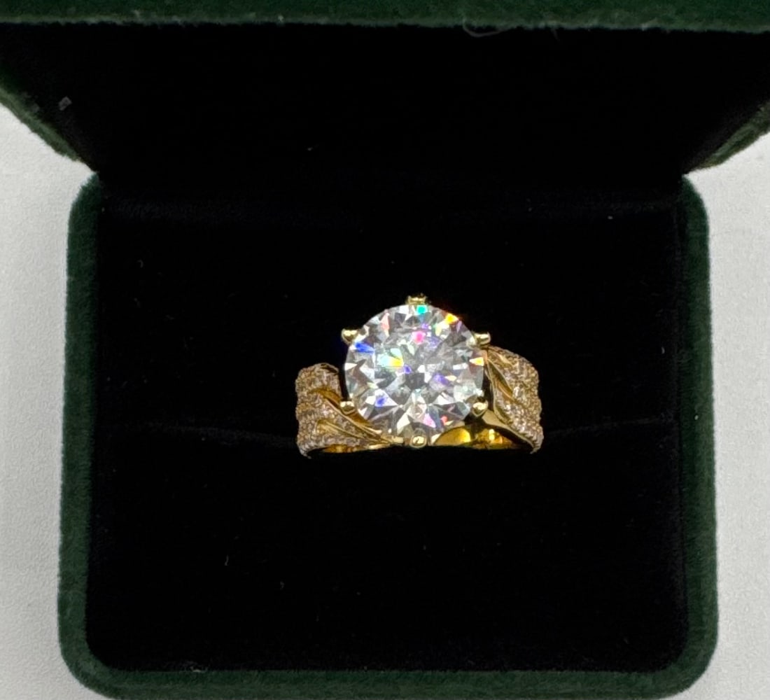 5.00 CT Round Cut Moissanite Ring - 3