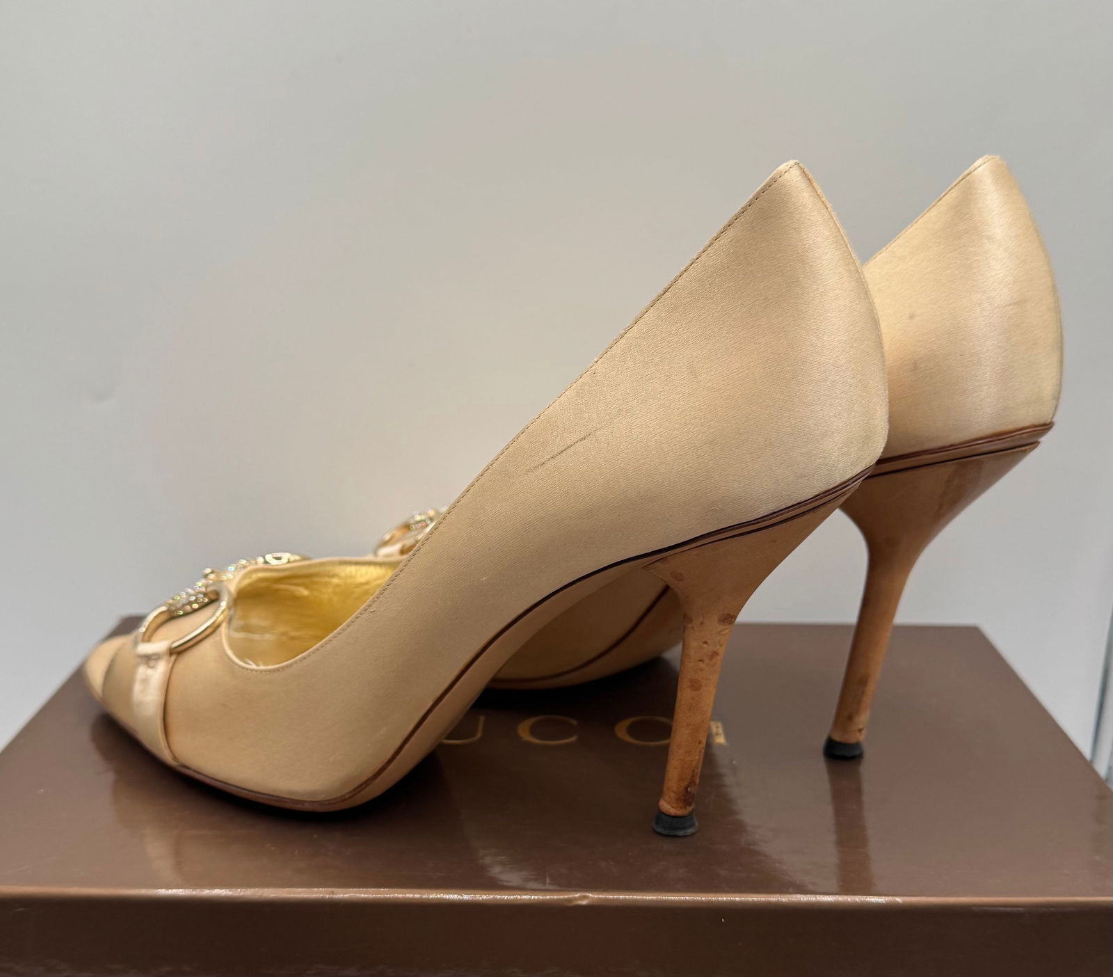 Gucci Champagne Satin Peep-Toe Horsebit Pumps - 5