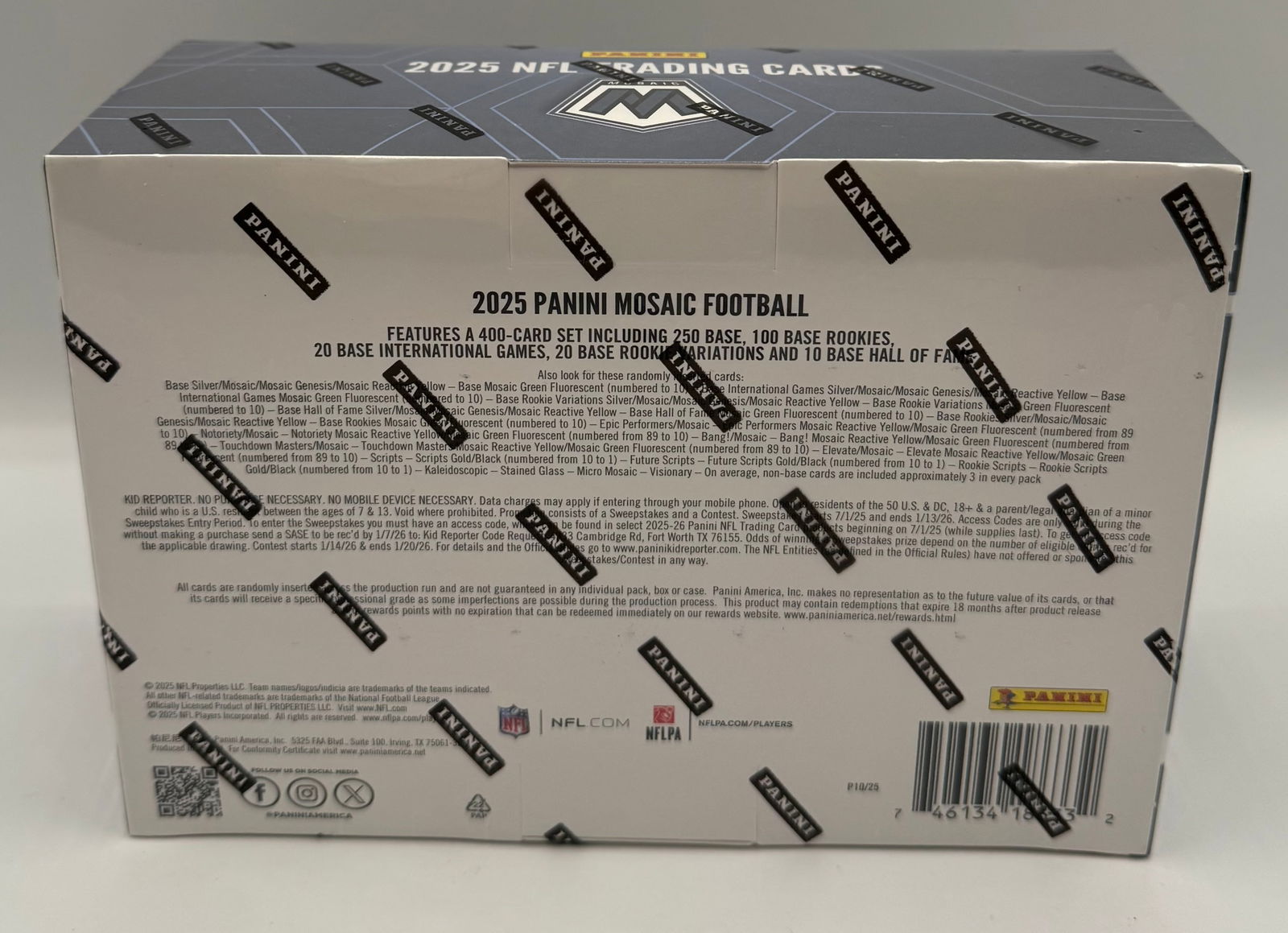 2025 Panini Mosaic NFL Football Mega Box - 42 Cards - 2