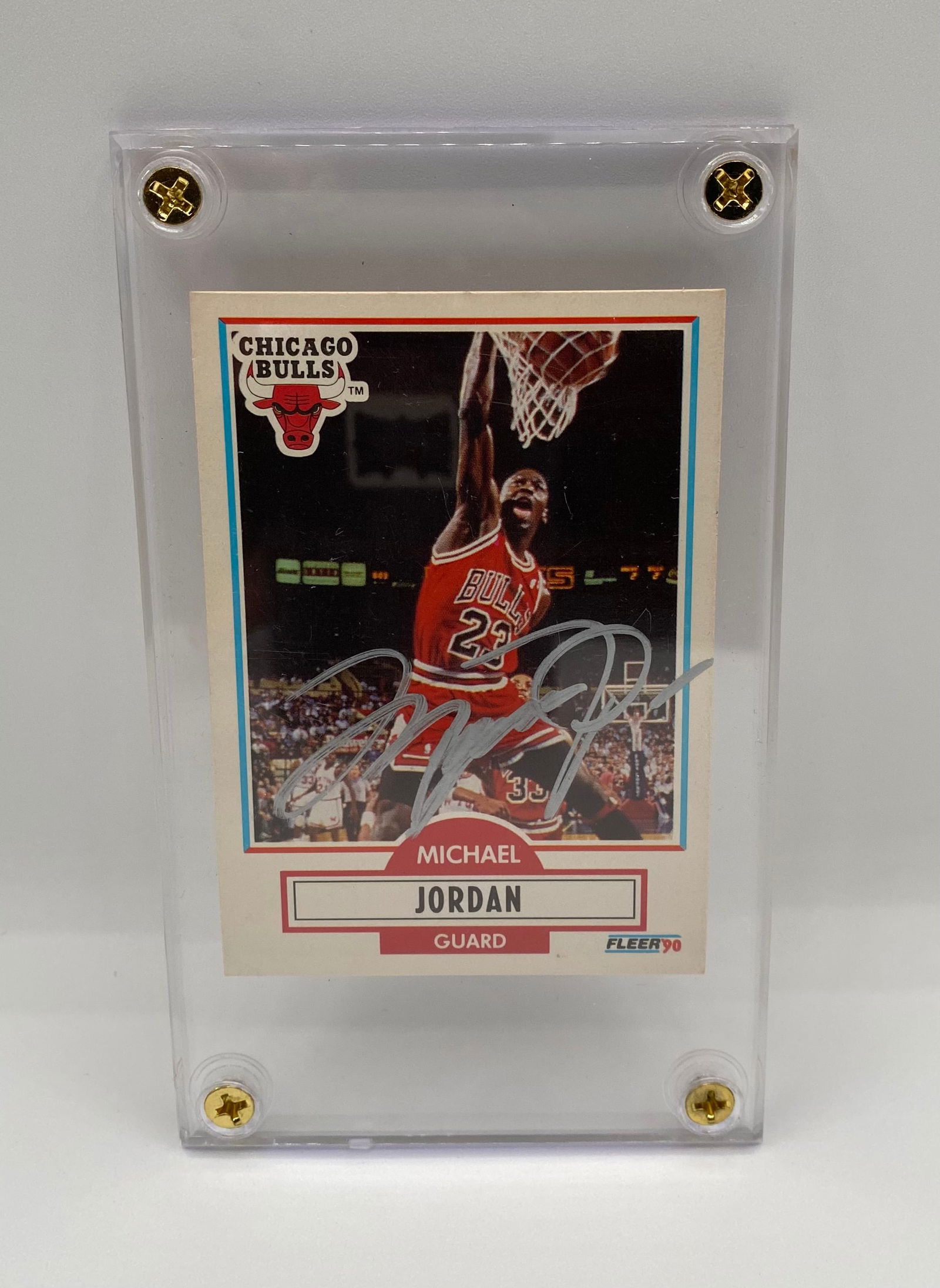 1990 Fleer Michael Jordan #26 Signed Card COA (1 of 2)