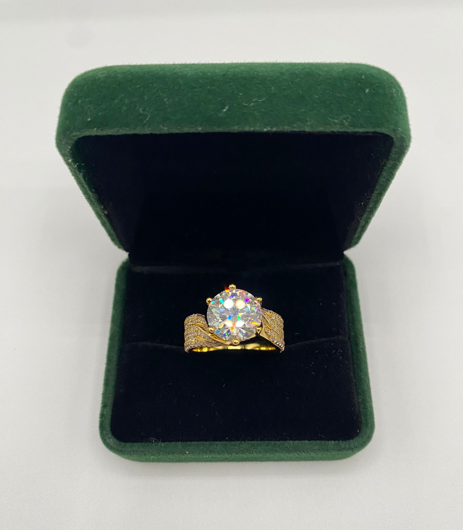 5.00 CT Round Brilliant Moissanite Solitaire Ring - GRA Certified - 18K Gold Plated (1 of 2)