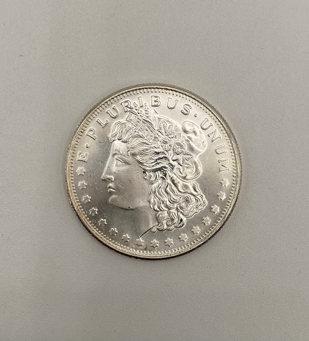 1 Troy Ounce .999 Fine Silver Round - Morgan Dollar Design (1 of 2)