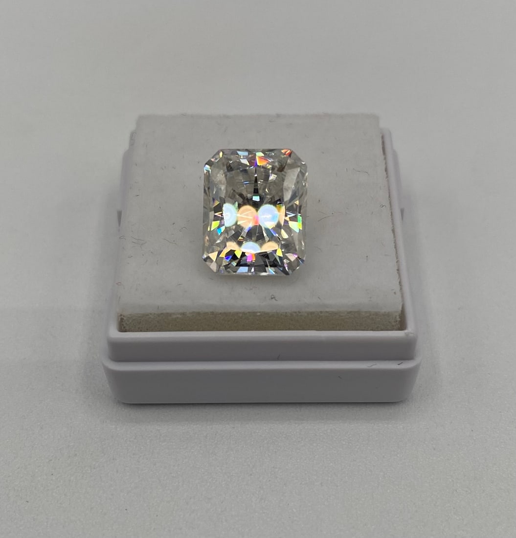 5.00 Carat Radiant Cut Moissanite – GRA Certified – Passes Diamond Test (1 of 1)
