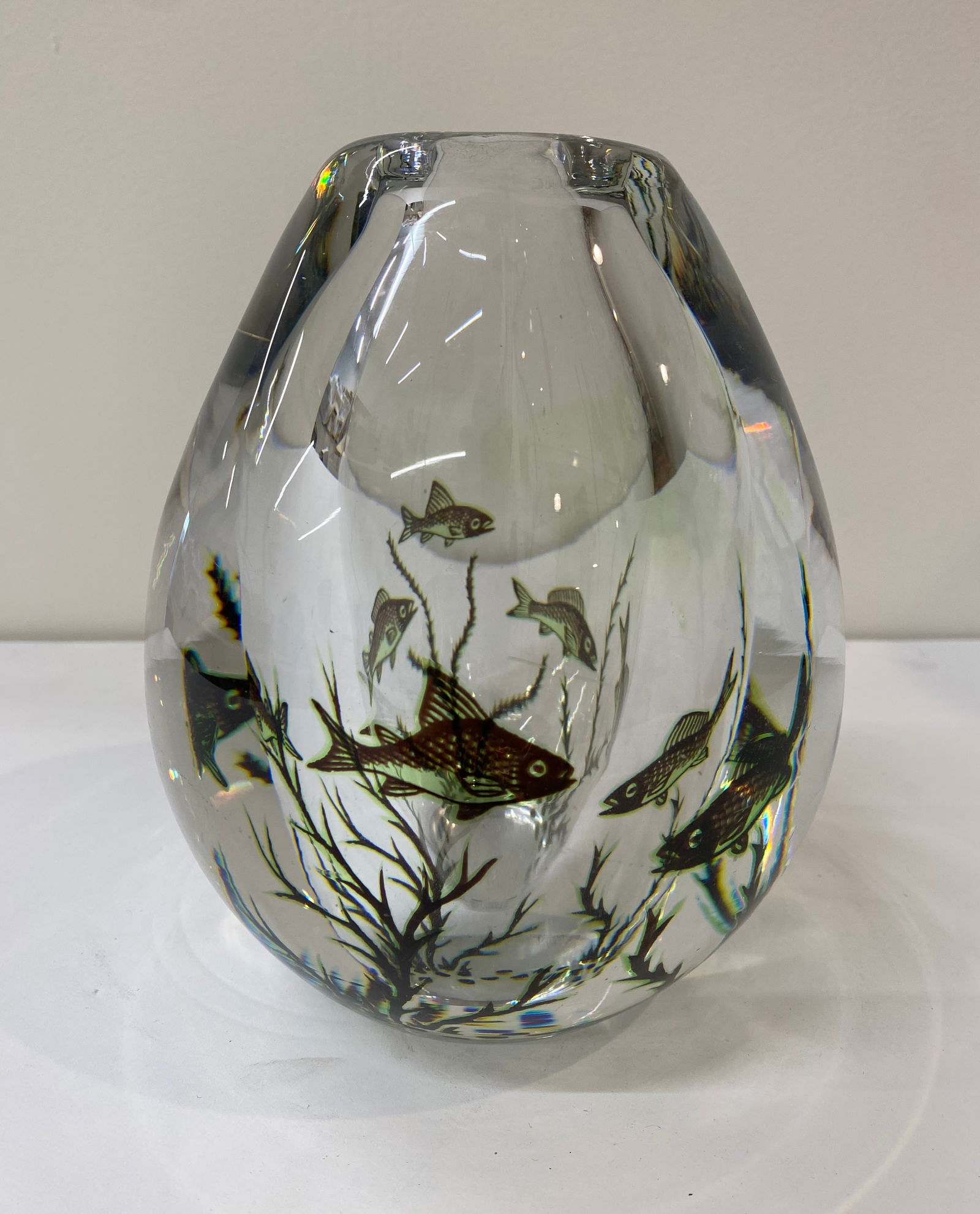 Heavy Graal-Style Art Glass Vase - Undersea Motif with Fish and Seaweed (1 of 1)
