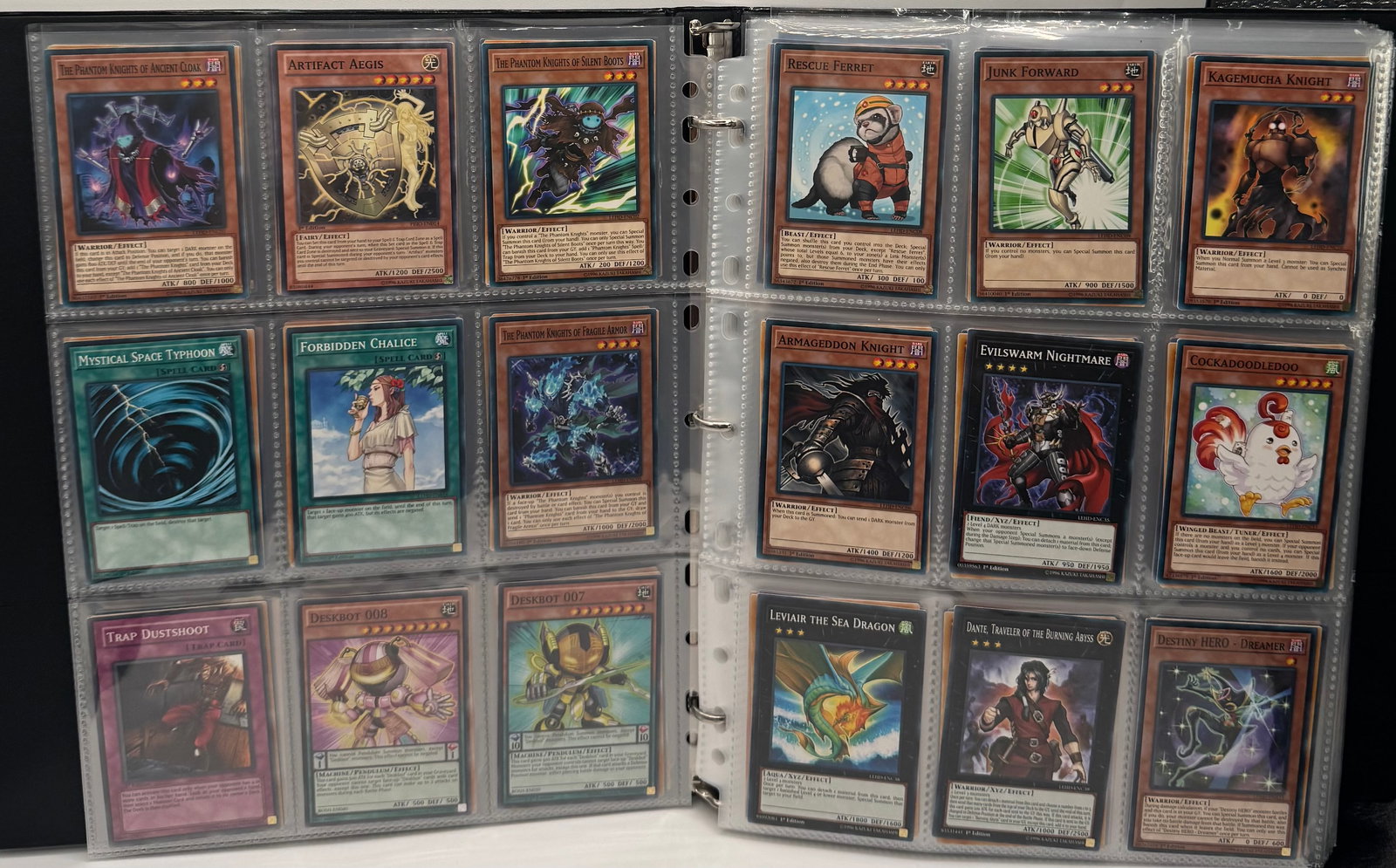 Yu Gi Oh Trading Cards Binder 600+ Cards - 3